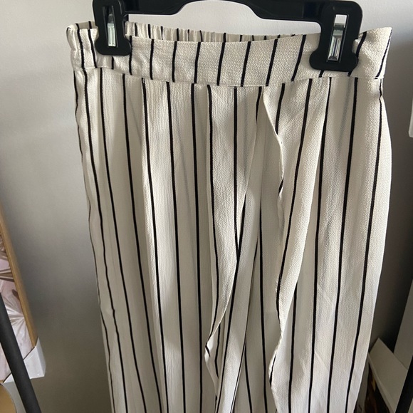 Flow pants - Picture 2 of 3